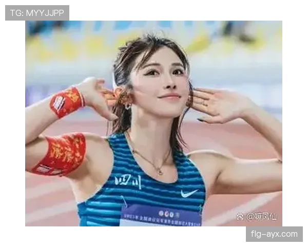 吴艳妮这训练强度，凌晨四点健身房打卡是认真的？